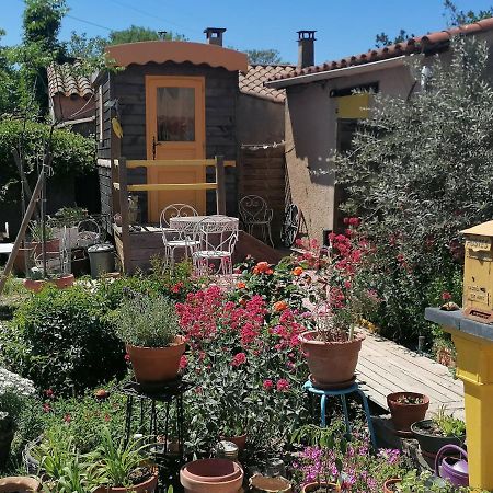 La Fee Viviane Et Michel L'Enchanteur Robion en Luberon ภายนอก รูปภาพ