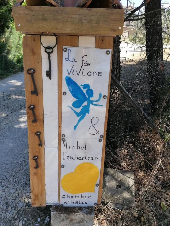 La Fee Viviane Et Michel L'Enchanteur Robion en Luberon ภายนอก รูปภาพ