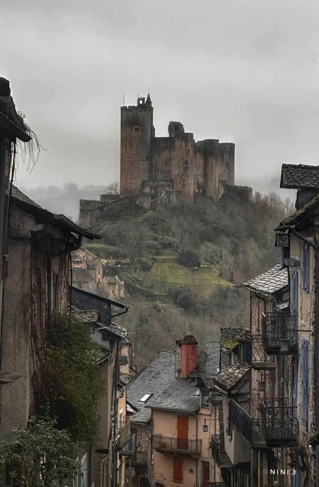 La Fee Viviane Et Michel L'Enchanteur Robion en Luberon ภายนอก รูปภาพ